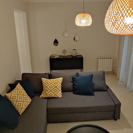 Angelique'S Cozy Apartment Alepou Luaran gambar